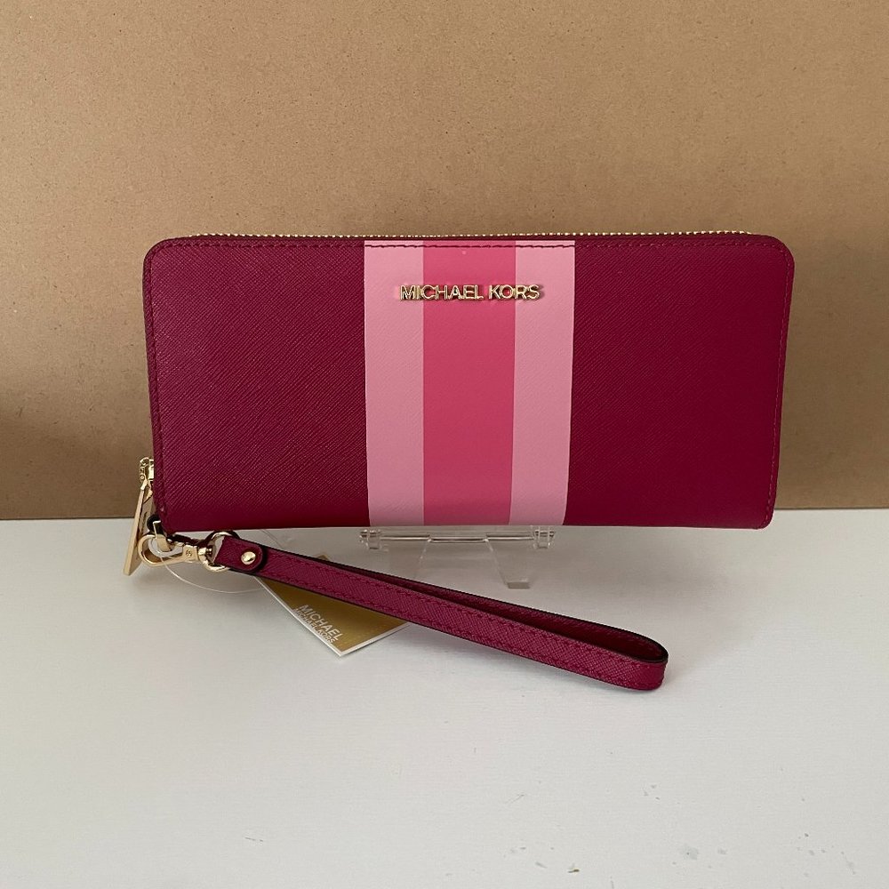 Michael Kors Center Stripe Continental Wallet